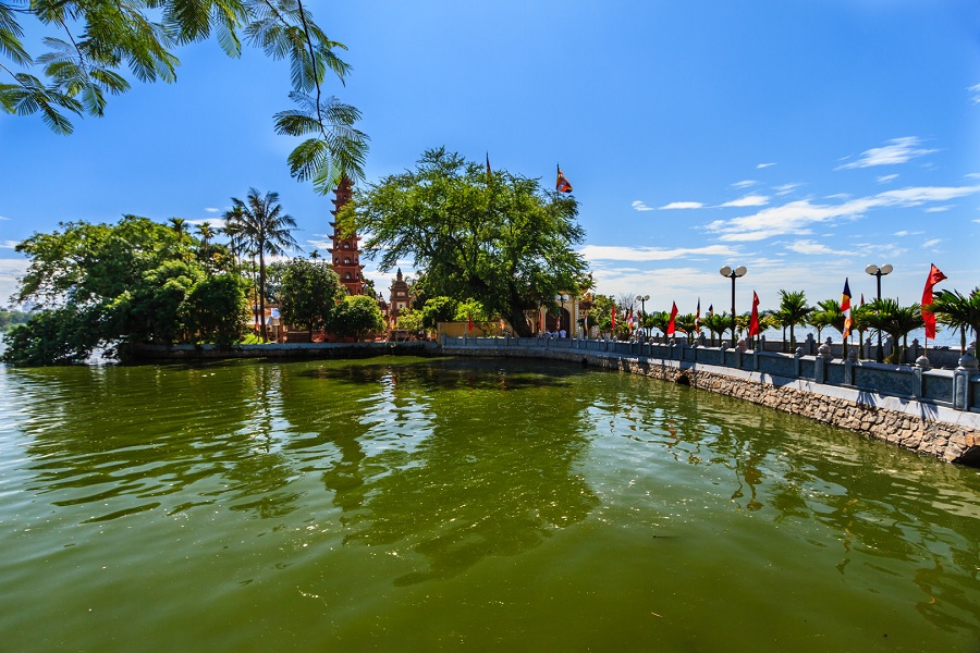Tran quoc Pagoda Hanoi city