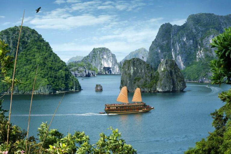 Halong bay Vietnam