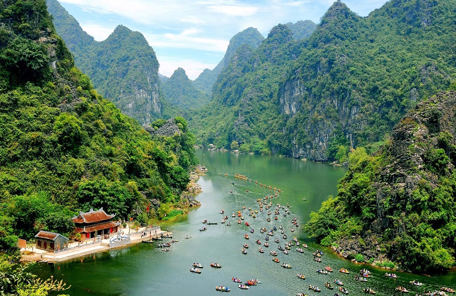 Hoa Lu Tam coc tour Ninh Binh