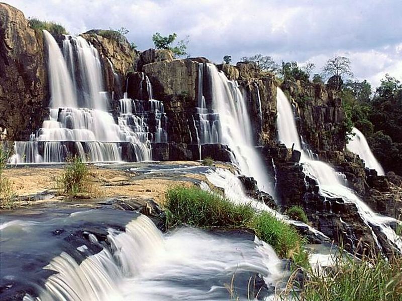 Langbiang waterfall