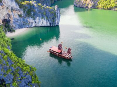 7 cabins' cruise 3 private boat Halong bay