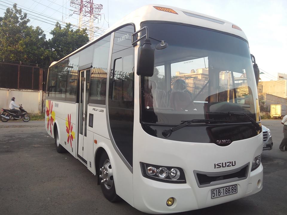 minibus for rent Ho Chi Minh city
