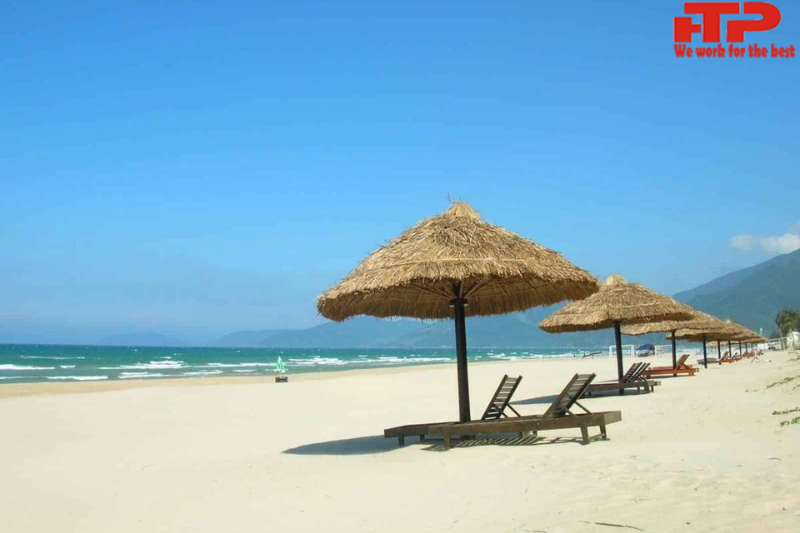 Bai Chay Beach