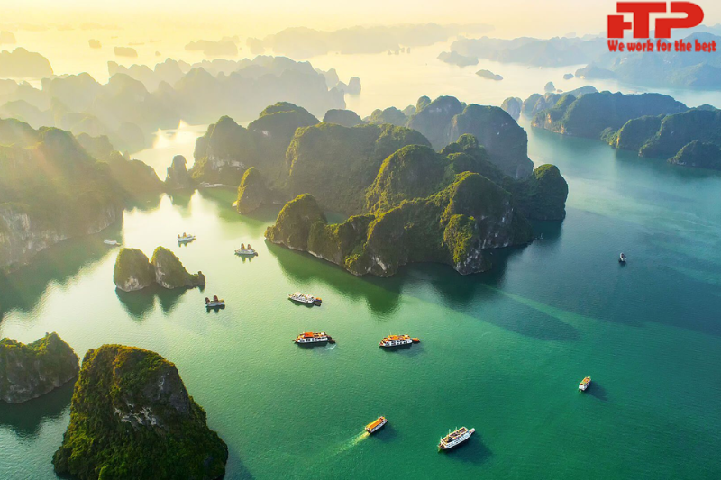 Ha Long overview