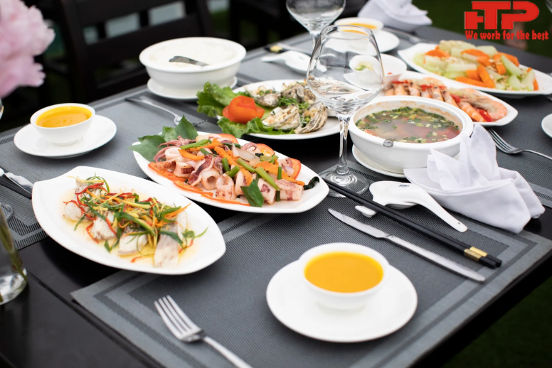 Seafood dishes in Tuan Chau